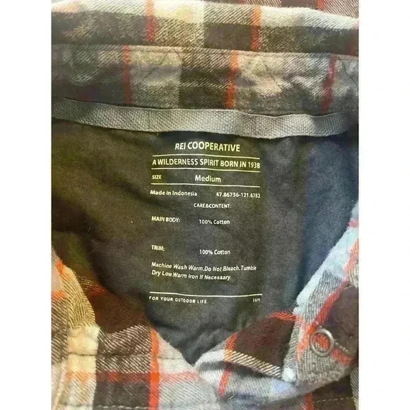 REI Women
 flannel size medium - Picture 4 of 4